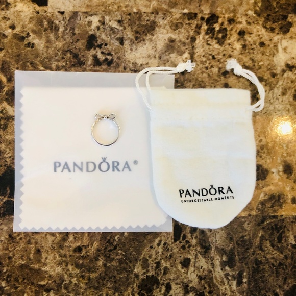 Pandora Sparkling Bow Ring Size 8 - Picture 3 of 7